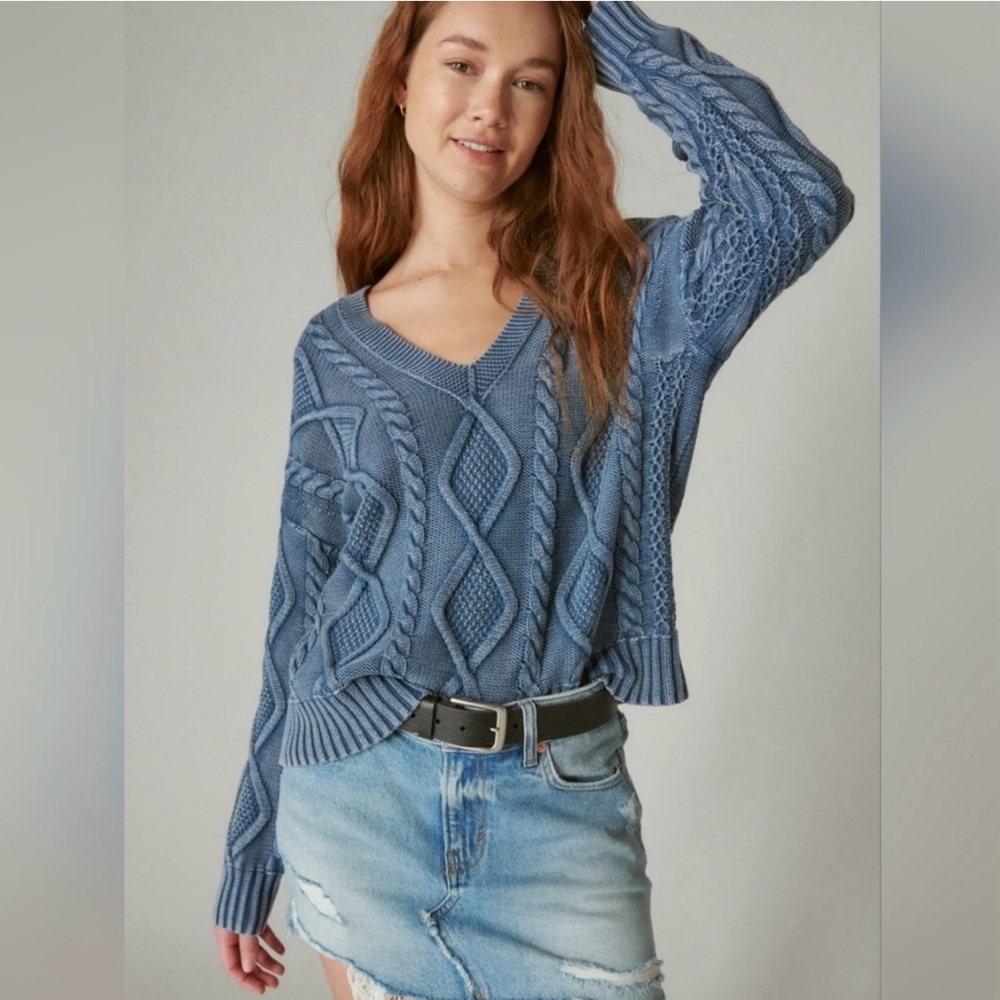 NWT Lucky Brand mineral vintage wash denim Blue Cable Knit V-Neck Sweater XL